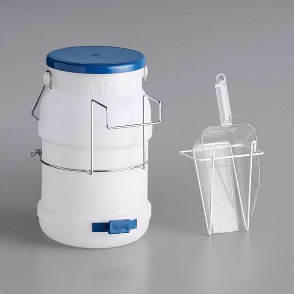 5 Gallon Polypropylene Ice Tote Kit with Filling Hanger, Lid, Mounting Bracket, 64 oz. Scoop, and Scoop Holder TBCEXP